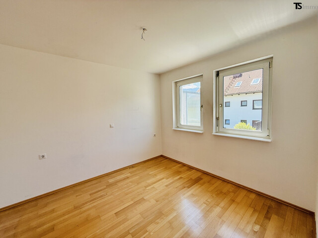 Feldkirch: Nofels: 2-Zimmer-Wohnung ca. 55 m2 mit Balkon ca. 8 m2 - Kleinwohnanlage - grenznah
