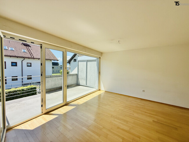 Feldkirch: Nofels: 2-Zimmer-Wohnung ca. 55 m2 mit Balkon ca. 8 m2 - Kleinwohnanlage - grenznah