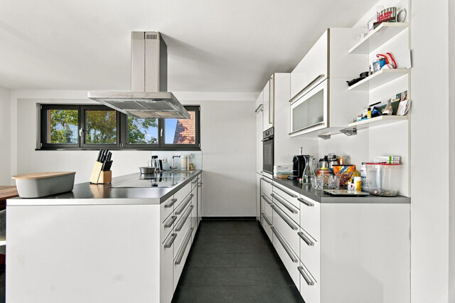 Großzügige Dachgeschosswohnung mit Südwest-Terrasse und traumhaftem Bodenseeblick