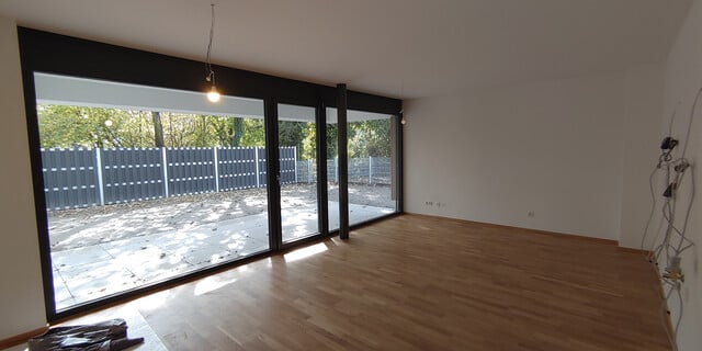 Neuwertige exklusive 3-Zimmer-Wohnung mit Garten im Herzen von Mäder – inkl. Tiefgaragenplatz