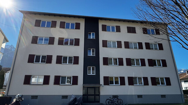 Top sanierte 3-ZIMMER WOHNUNG mit Balkon