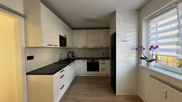 Top sanierte 3-ZIMMER WOHNUNG mit Balkon