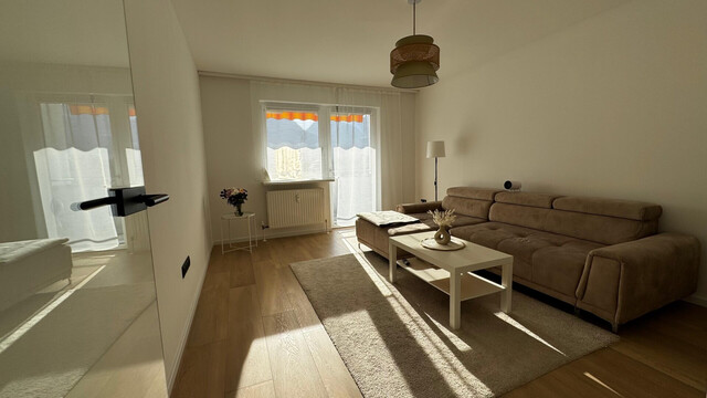 Top sanierte 3-ZIMMER WOHNUNG mit Balkon