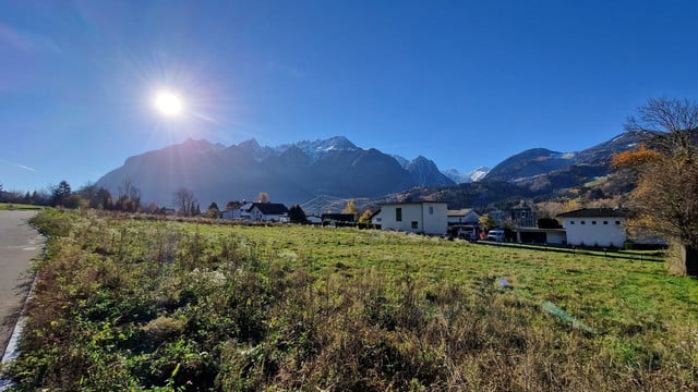 Sonniges Grundstück in ruhiger Lage - Grstk 1