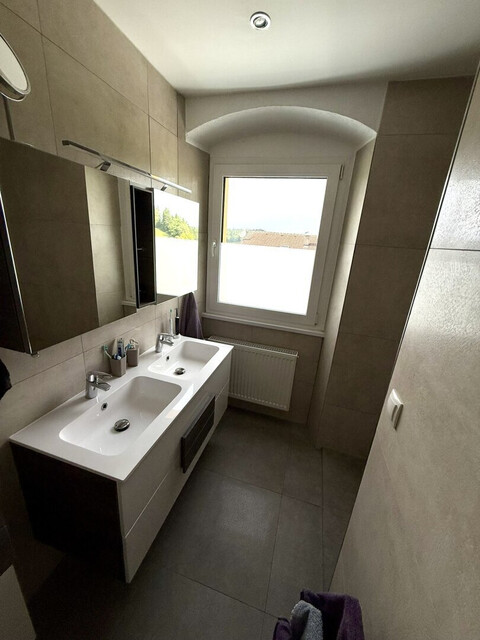 wunderschöne, neu renovierte 3-Zimmer Wohnung in Hohenweiler