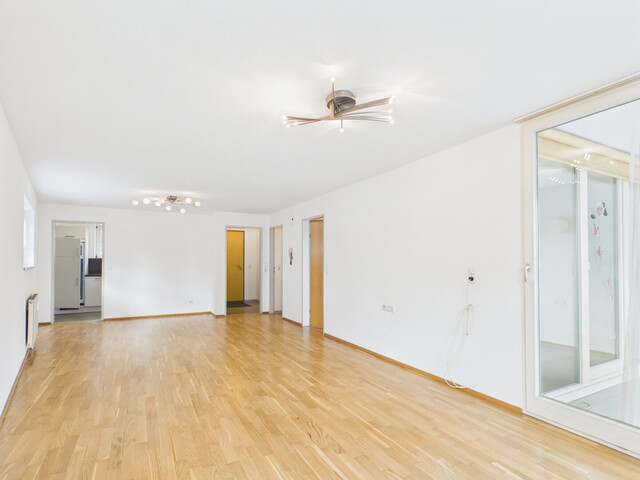 Charmante 2-Zimmer-Wohnung mit verglaster Loggia und Tiefgaragenplatz in Bregenz