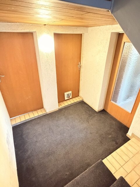 Älteres Einfamilienhaus an sehr ruhiger Wohnlage