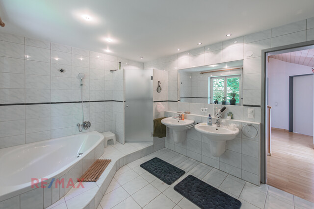 Natur & Komfort vereint – Einfamilienhaus mit Weitblick und Privatsphäre