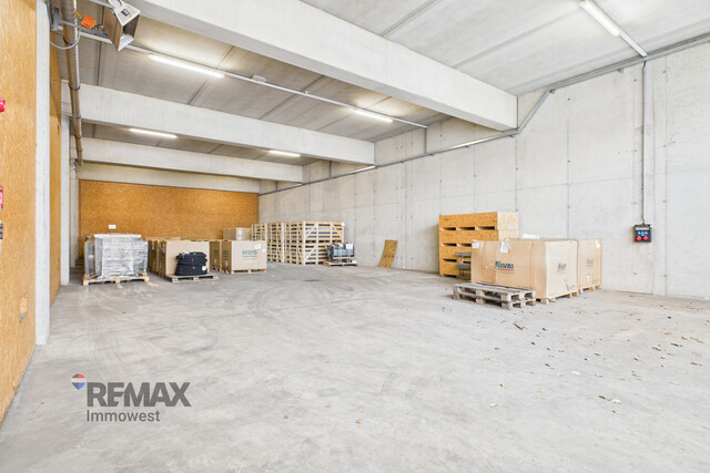 1.418 m² Lagerhalle – Direkt an der A14 gelegen, ideal für Ihre Logistik- und Lagerbedürfnisse