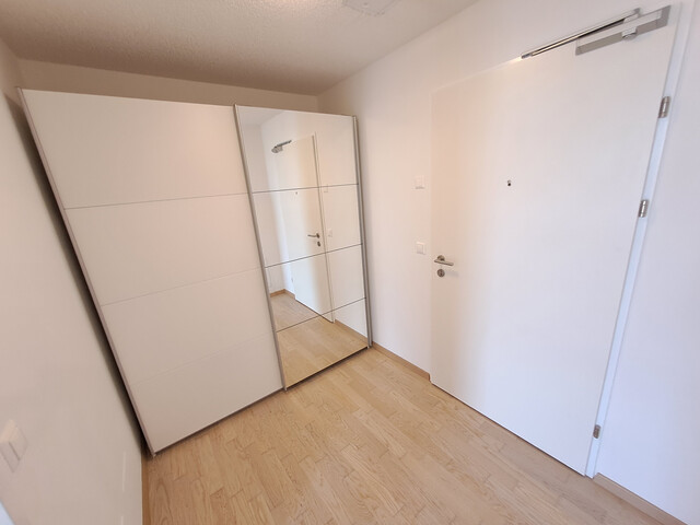 Provisionsfrei! Attraktive 2-Zimmer-Dachgeschosswohnung mit toller Aussicht und herrlichen Sonnenuntergängen