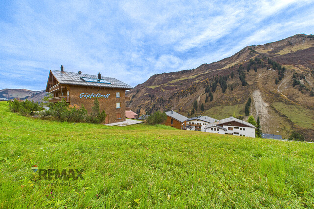 1.792 m² Baugrundstück mit Freizeitparadies direkt vor der Tür