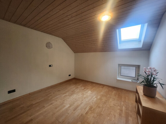 🏡 Stylisches Reihenhaus mit Garten & Wintergarten in Altach 🌿