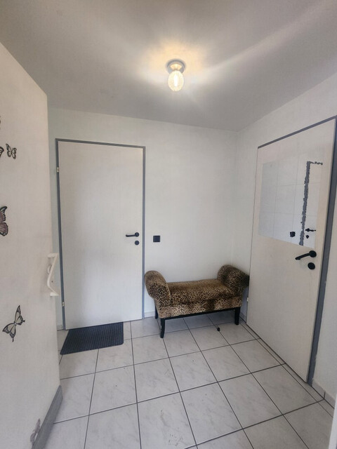 🏡 Stylisches Reihenhaus mit Garten & Wintergarten in Altach 🌿