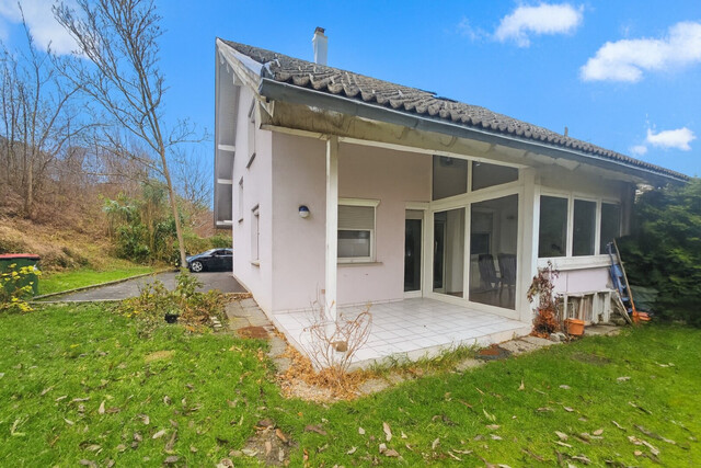 🏡 Stylisches Reihenhaus mit Garten & Wintergarten in Altach 🌿