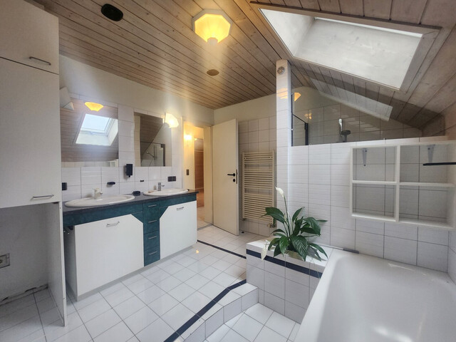 🏡 Stylisches Reihenhaus mit Garten & Wintergarten in Altach 🌿