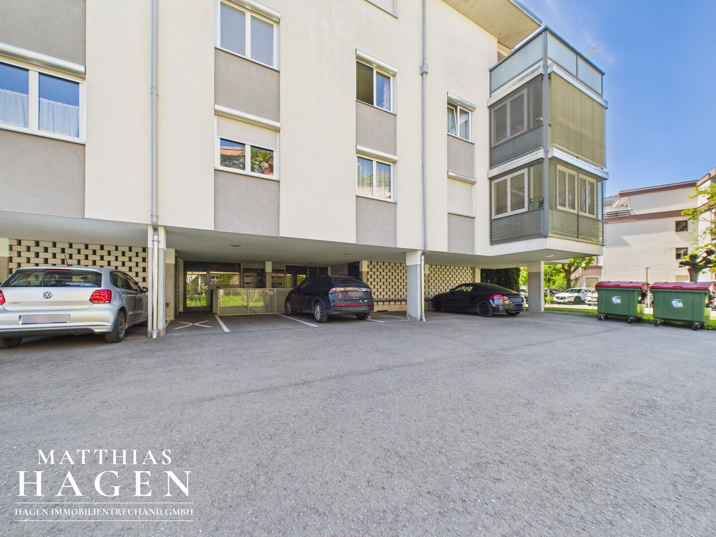 3- Zimmer Wohnung - Gut gelegen, Wintergarten, Tiefgarage, Lift