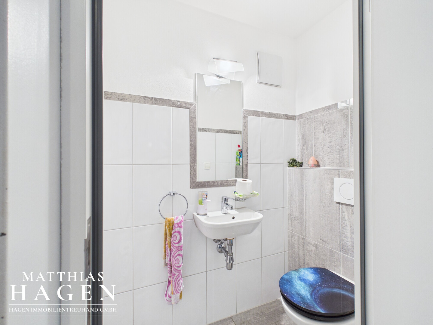 3- Zimmer Wohnung - Gut gelegen, Wintergarten, Tiefgarage, Lift