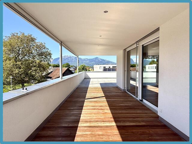 MÄDER - Penthouse-Wohnung mit riesiger Dachterrasse zu verkaufen!