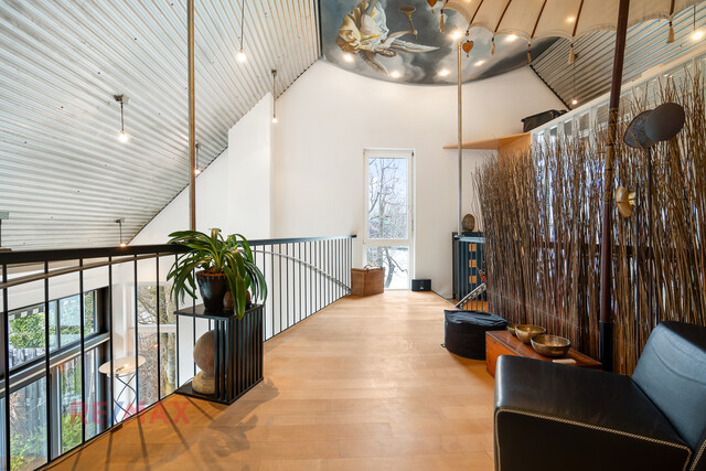 Wohnen mit Stil: Modernes Loft für kreative Freigeister