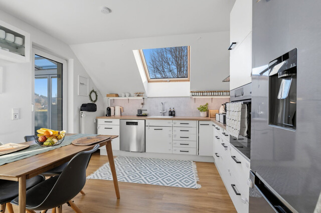 Moderne und lichtdurchflutete 4,5-Zimmer-Wohnung in Lauterach: Wintergarten und Tiefgaragenplatz!
