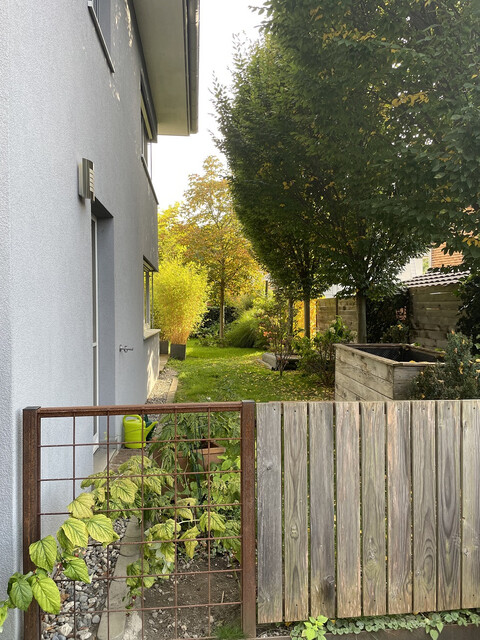 Traumhaftes Haus mit großen, hellen Räumen, großer Terrasse, Garten & Garage in Top-Lage!