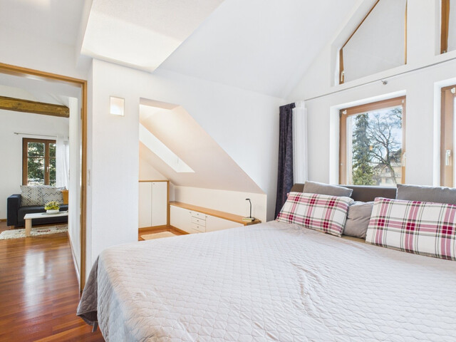 Charmante 2,5-Zimmer-Dachgeschosswohnung mit Terrasse und Fernblick in Hohenems