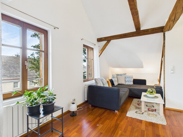 Charmante 2,5-Zimmer-Dachgeschosswohnung mit Terrasse und Fernblick in Hohenems