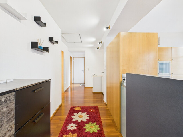 Charmante 2,5-Zimmer-Dachgeschosswohnung mit Terrasse und Fernblick in Hohenems