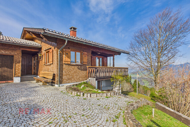 Großzügiges Ferienhaus mit Weitblick und Privatsphäre im Bregenzerwald