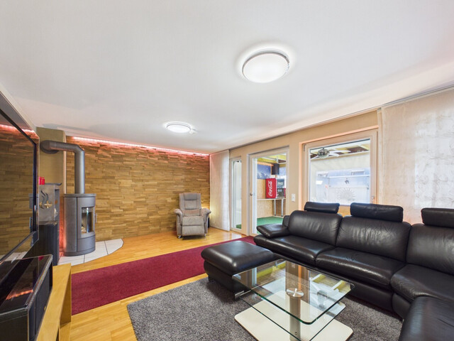 Familienwohntraum mit außergewöhnlich niedrigen Betriebskosten