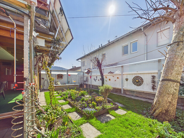 Familienwohntraum mit außergewöhnlich niedrigen Betriebskosten