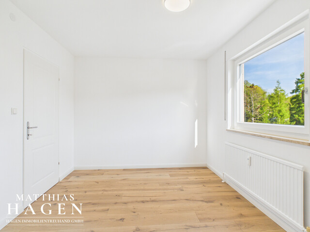 Neu renovierte 3,5 Zimmer Wohnung mit schöner Aussicht in alle Richtungen