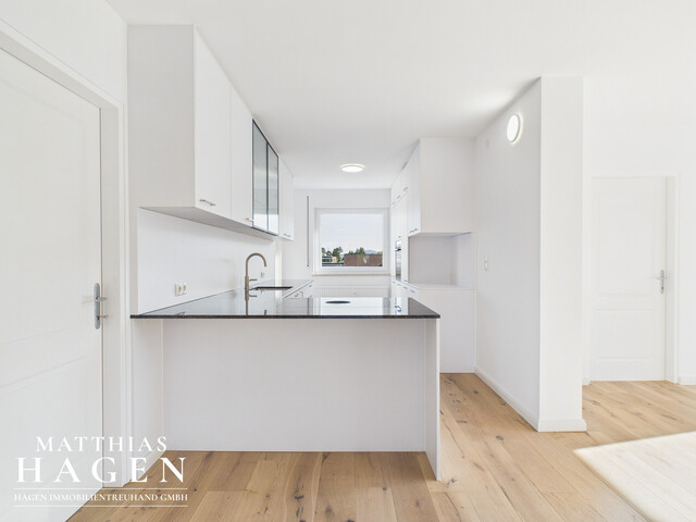 Neu renovierte 3,5 Zimmer Wohnung mit schöner Aussicht in alle Richtungen