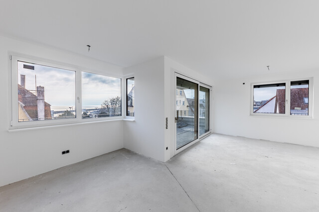 Penthouse-Wohnung mit beeindruckendem Alpenpanorama und Seeblick