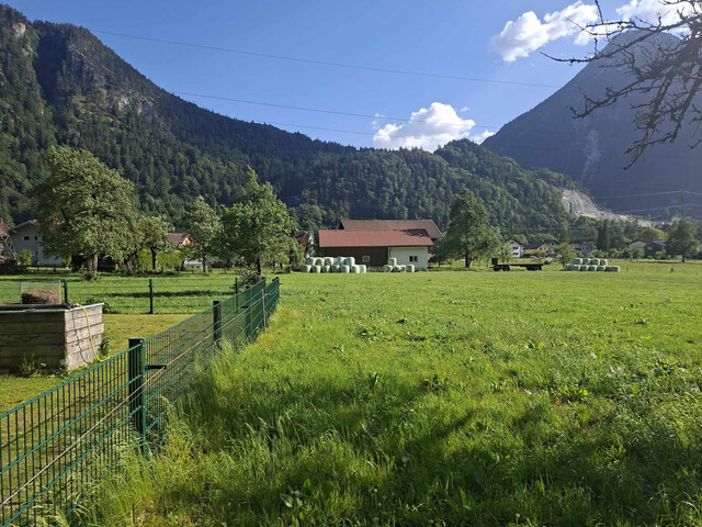 Sonniges Baugrundstück in ruhiger Lage 