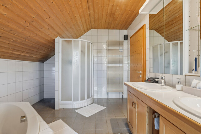 Einmalige Chance: Einfamilienhaus mit Bodenseeblick!