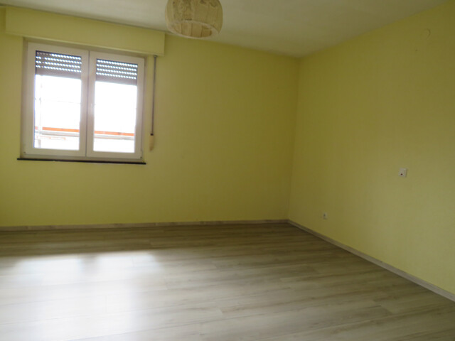 Renovierte 3-Zi-Wohnung mit guter Infrastruktur!