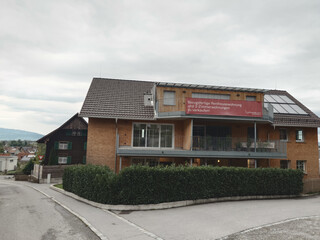 Hochwertige 3- Zimmer Gartenwohnung ( Erstbezug ) mit 2 TG- Plätzen