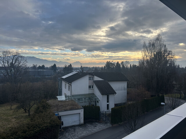 2 Zimmer-Wohnung  |  hochwertig  |  Ausblick  |  Bregenz  |  Balkon