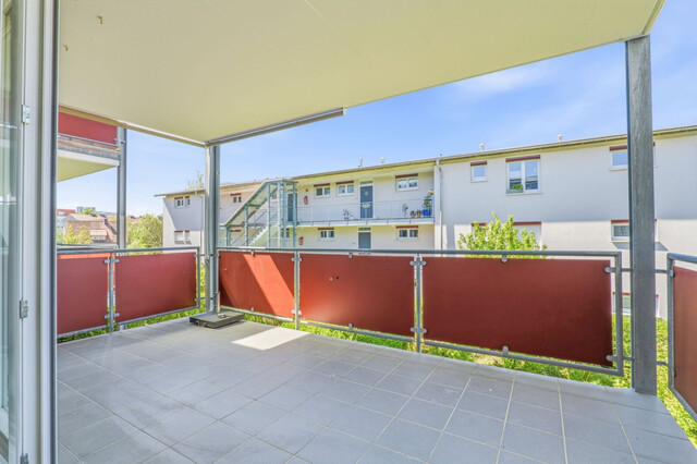 Wohnen in Seenähe: 4-Zimmer-Wohnung mit über 100m²-Wohnfläche und großem Balkon!