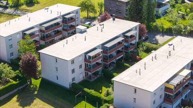 Wohnen in Seenähe: 4-Zimmer-Wohnung mit über 100m²-Wohnfläche und großem Balkon!