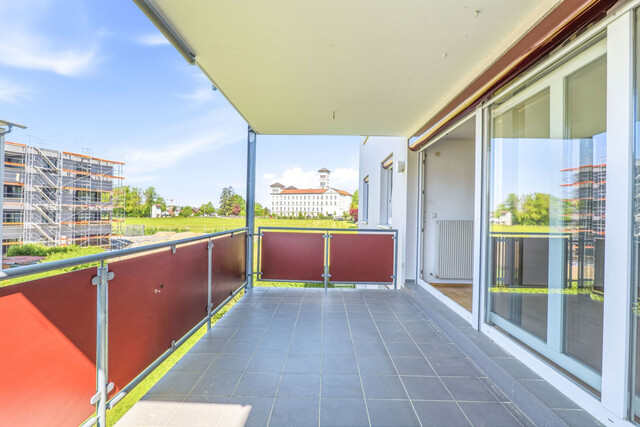 Wohnen in Seenähe: 4-Zimmer-Wohnung mit über 100m²-Wohnfläche und großem Balkon!