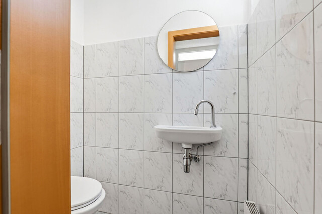 Wohnen in Seenähe: 4-Zimmer-Wohnung mit über 100m²-Wohnfläche und großem Balkon!