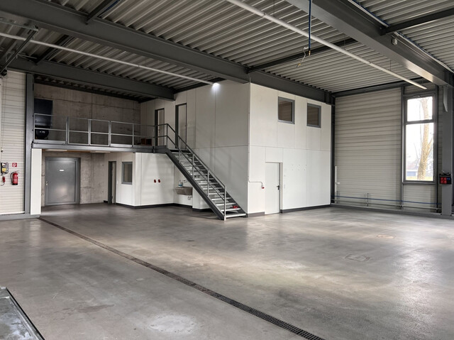 Halle in Lustenau mit perfekter Grenzlage