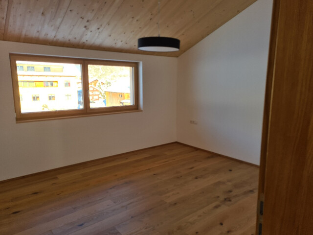 Moderne 3-Zimmer-Wohnung mit Wintergarten