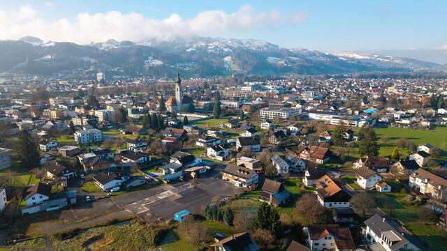 Neubau: Doppelhaushälften in zentraler Lage in HÖCHST