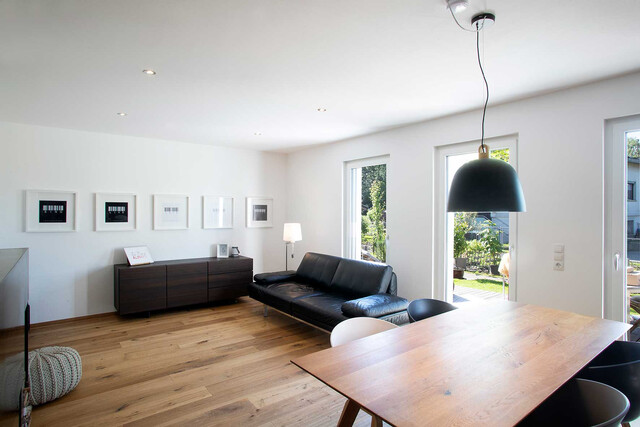 Neues Einfamilienhaus in Ziegelbauweise inkl. Grundstück € 600.000,00- plus WBF!