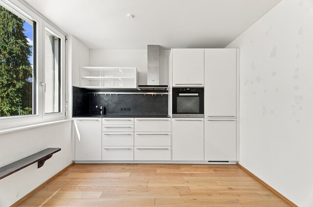 Hochwertiges 2-Zimmer-Apartment nahe Ortskern, Bahnhof und Hochjochbahn