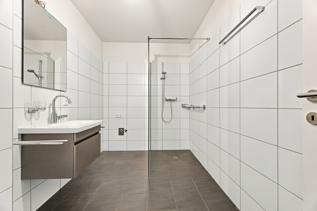 Hochwertiges 2-Zimmer-Apartment nahe Ortskern, Bahnhof und Hochjochbahn