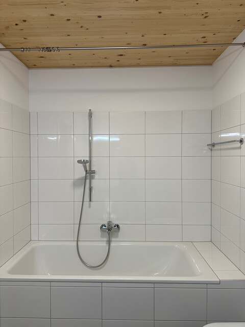 Helle neuwertige 2-Zimmergartenwohnung ab 01.01.2026 zu vermieten